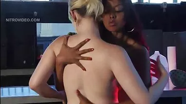 Ngón phim xet bo chong con dau tay