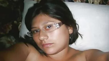 Cô ấy không có lựa chọn, nhưng để sặc phim sex cha chồng nàng dâu mới trên dương vật