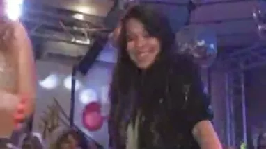 Chỉ phim sex bo chong voi con dau cần cho tôi.